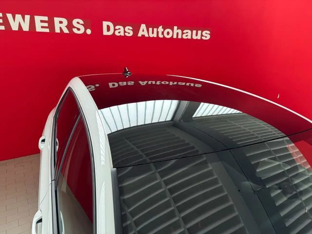 Volkswagen Golf DSG Sport