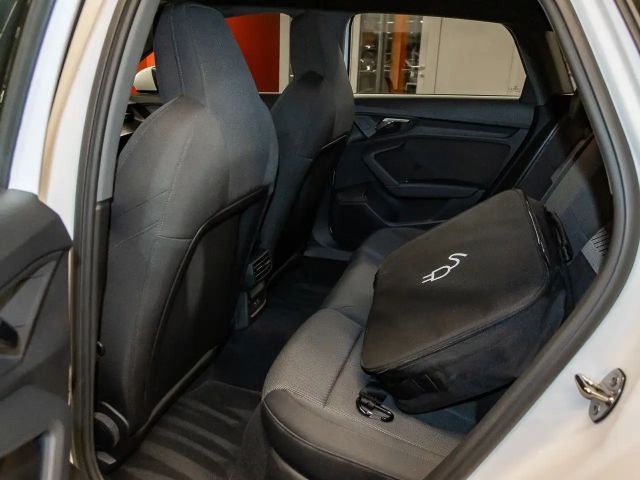 Audi A3 40 TFSI Hybride Sedan