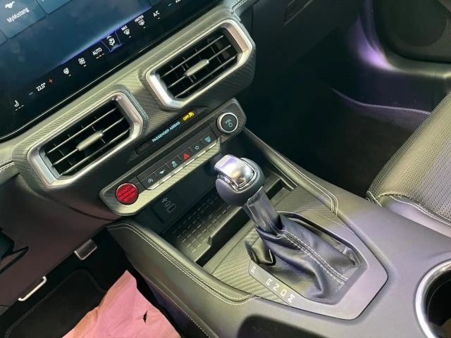 Ford Mustang Fastback GT 5.0 V8