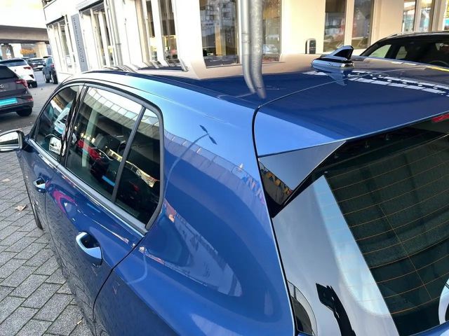 Volkswagen Golf 1.5 TSI Life