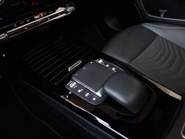 Mercedes-Benz A 200 Aut./LED/Panorama/AHK/Navi/Kamera/SHZ/1.Besitz