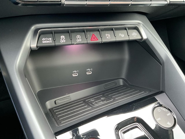 Audi RS3 Quattro S-Tronic Sedan