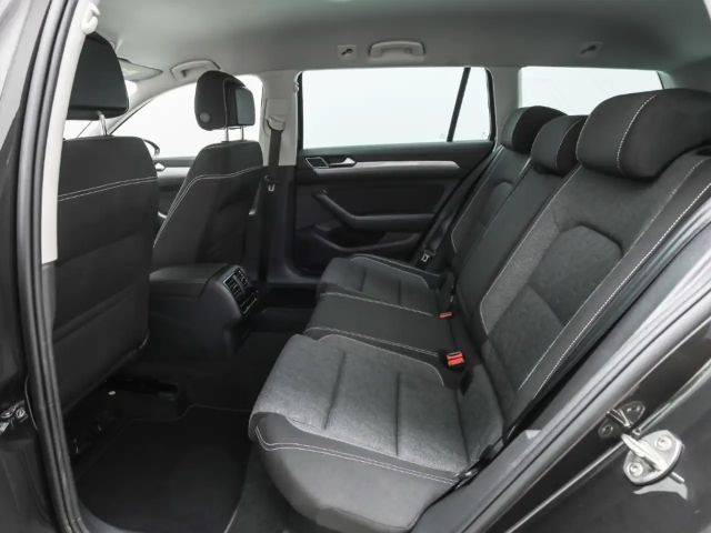 Volkswagen Passat 2.0 TDI Business DSG Variant
