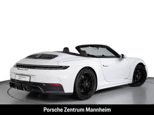 Porsche 992 4 Cabrio Carrera GTS