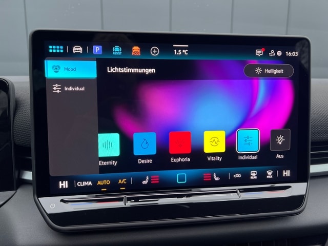 Volkswagen T-Roc 1.5 eTSI DSG Style