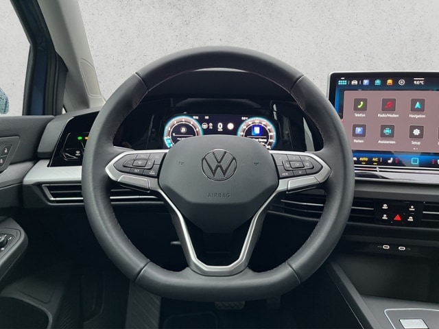 Volkswagen Golf 1.5 eTSI DSG Golf VIII