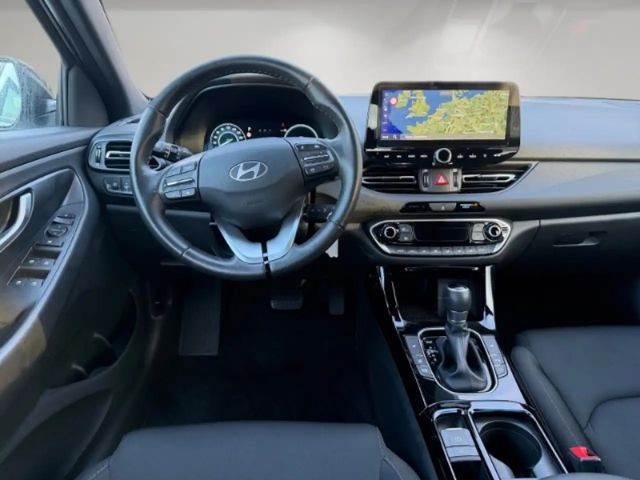 Hyundai i30 Advantage Hybrid T-GDi