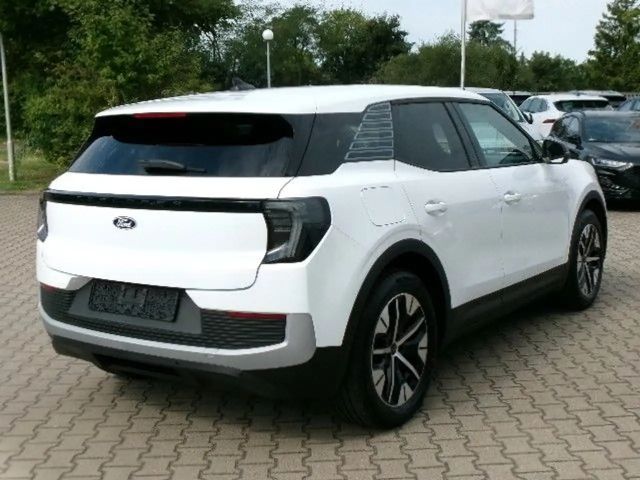 Ford Explorer Extended range RWD