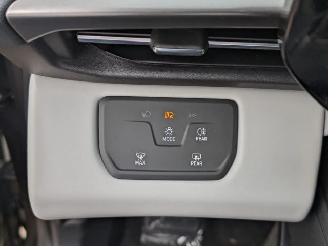 Ford Explorer Extended range RWD