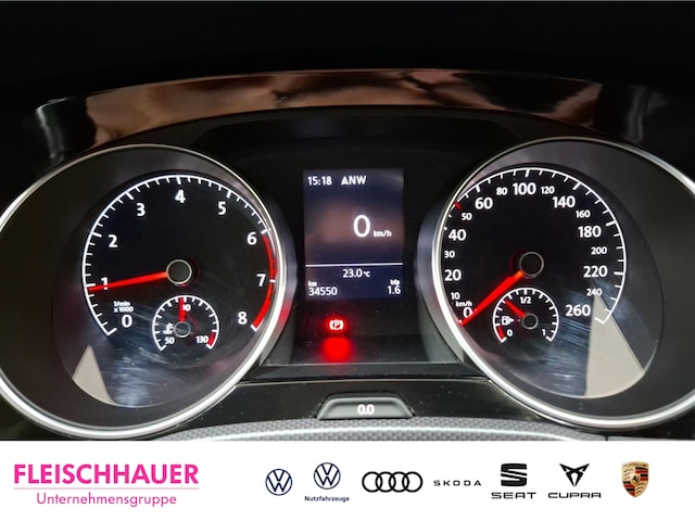 Volkswagen Touran 1.5 TSI R-Line