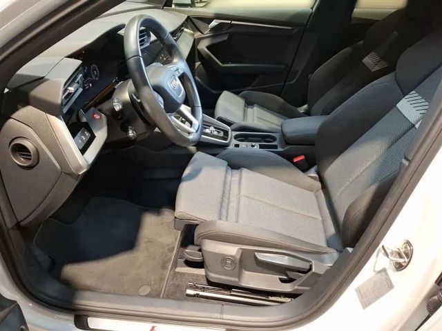 Audi A3 1.5 TFSI S-Line S-Tronic Sedan