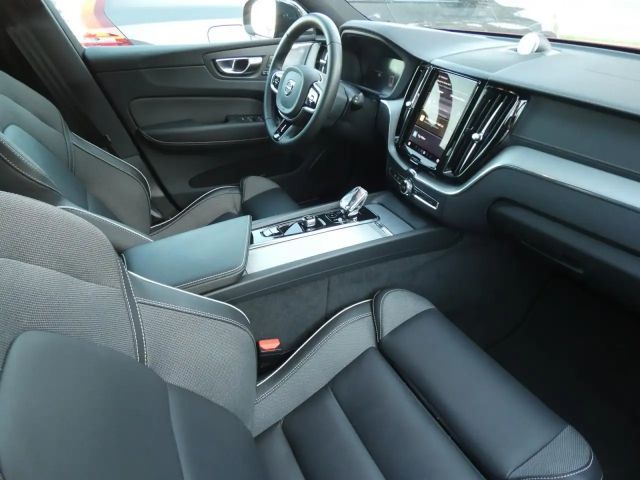 Volvo XC60 AWD Dark Ultimate