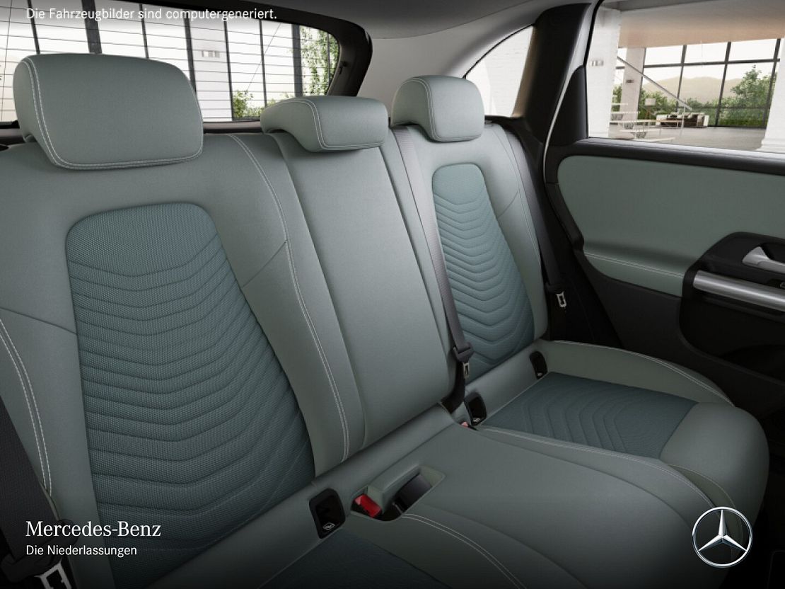 Mercedes-Benz B 220 4MATIC Sedan