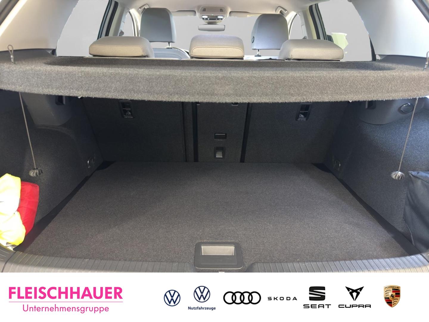 Volkswagen Golf 1.5 eTSI Golf VIII Style