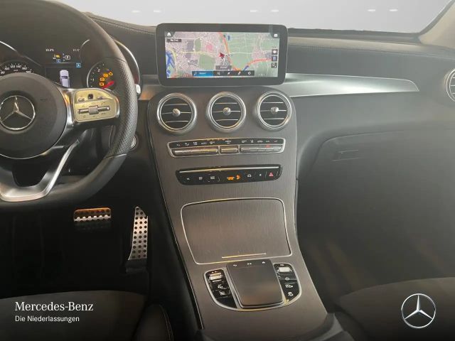Mercedes-Benz GLC 300 4MATIC AMG Line