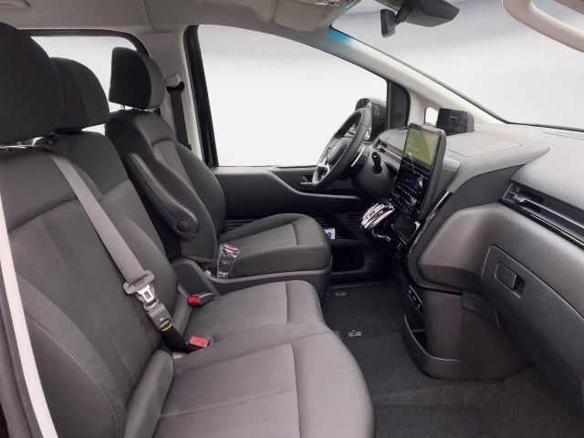 Hyundai Staria Trend