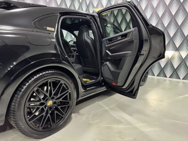 Porsche Cayenne Coupé E-Hybrid