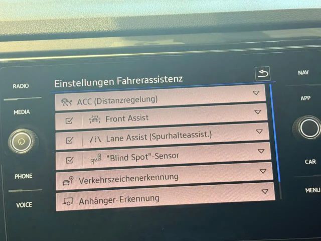 Volkswagen T-Roc 1.5 TSI Sport