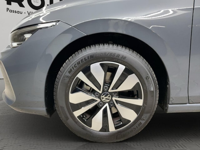 Volkswagen Golf 1.5 TSI Golf VIII