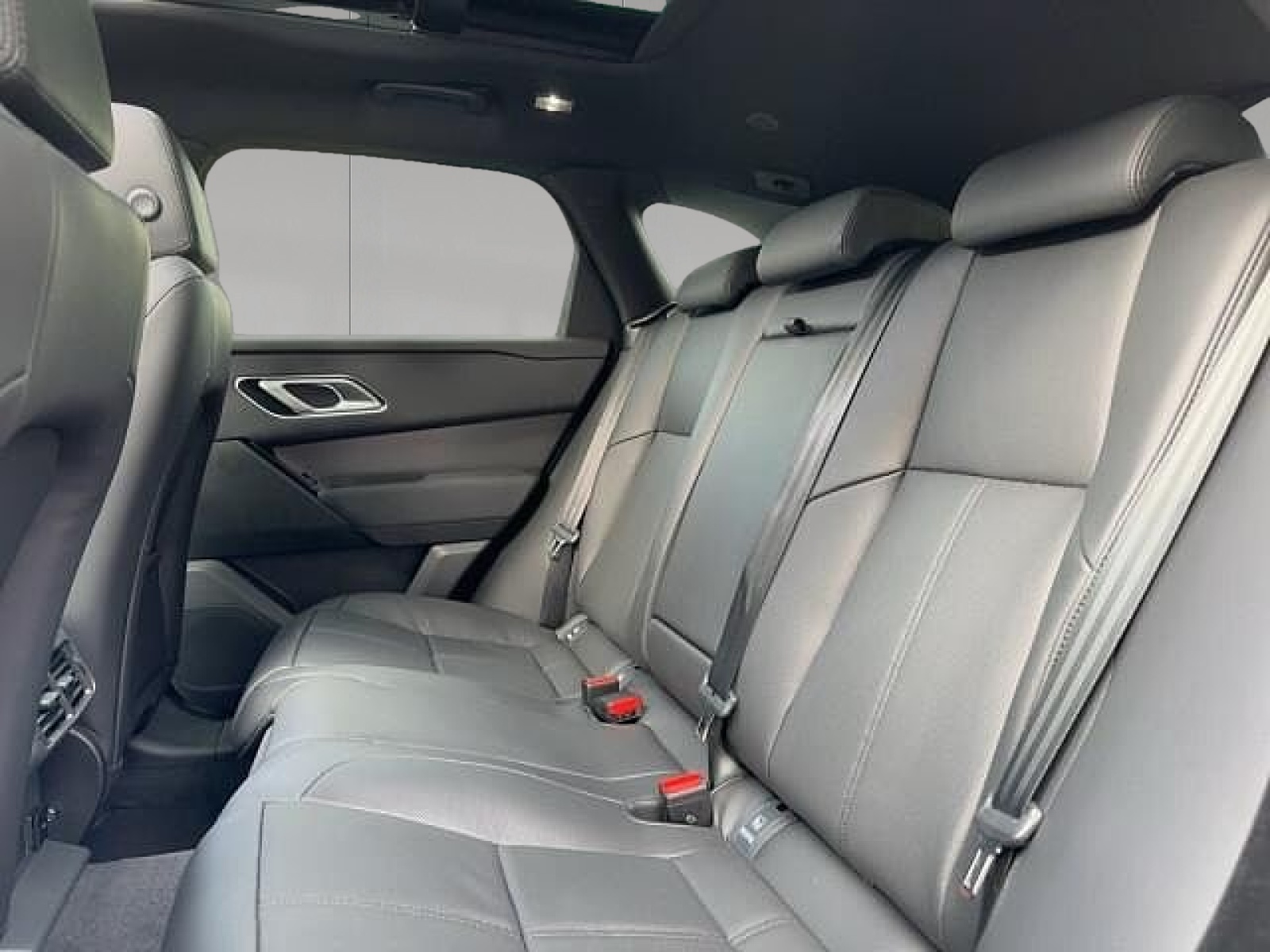 Land Rover Range Rover Velar Dynamic SE