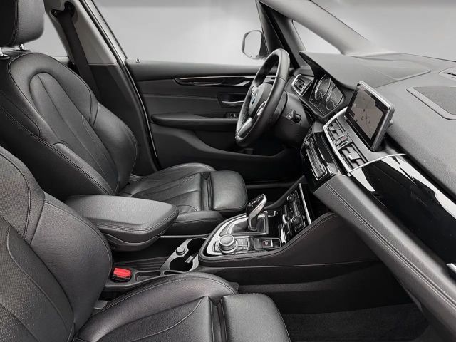 BMW 218 218i Active Tourer Sedan