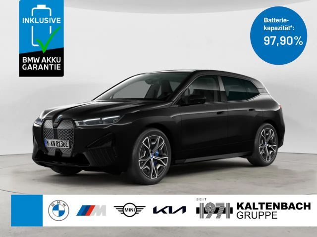 BMW iX xDrive40