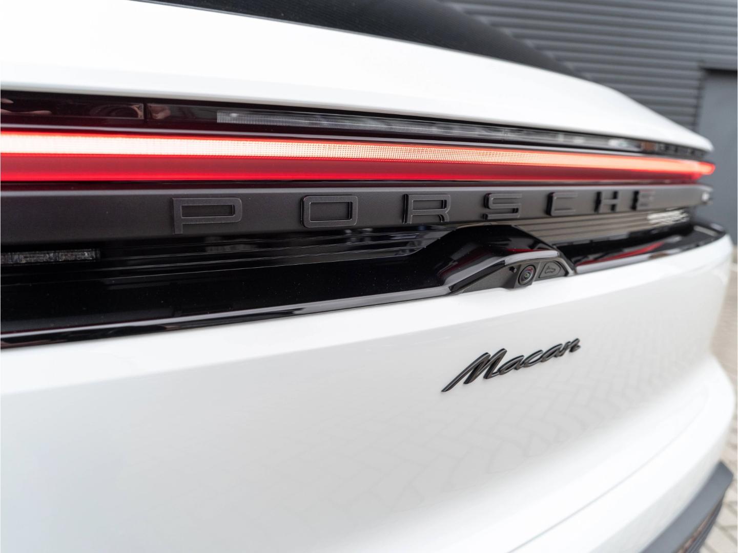 Porsche Macan BOSE InnoDrive Matrix LED 21'