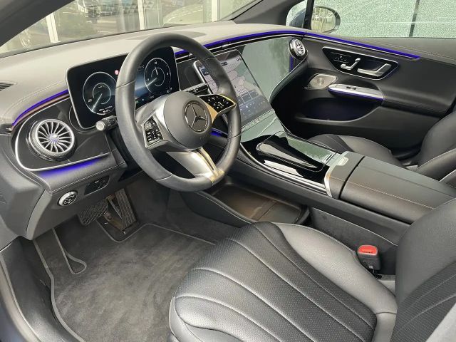 Mercedes-Benz EQE 350 Sedan