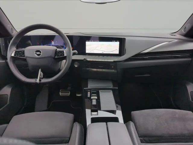 Opel Astra Sports Tourer Ultimate