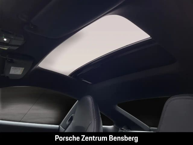 Porsche 992 Carrera Coupé