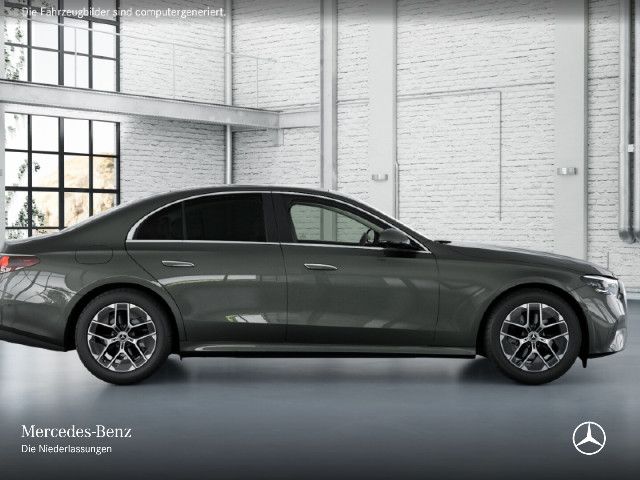 Mercedes-Benz E 200 Sedan