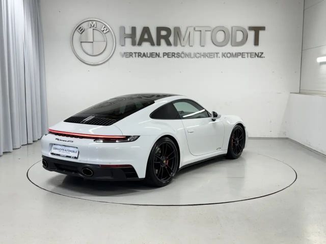 Porsche 911 Carrera Coupé GTS