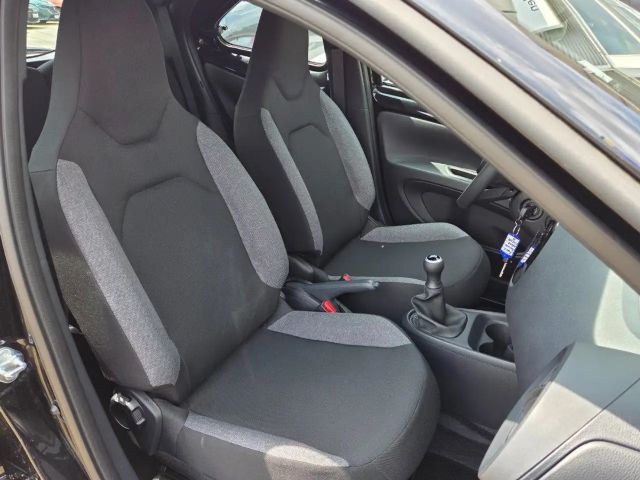 Toyota Aygo 1.0 VVT-i Hatchback Play