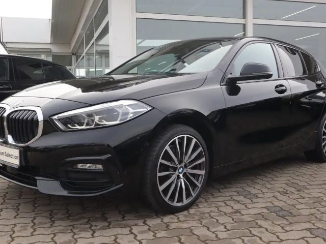 BMW 118 118d Sedan Sport Line