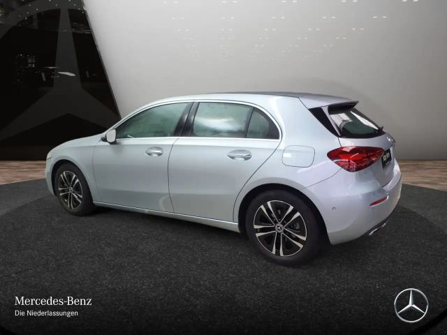 Mercedes-Benz A 200 Progressive