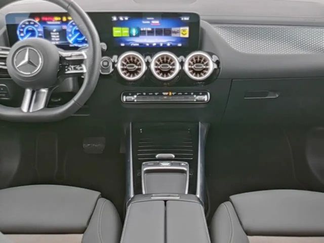 Mercedes-Benz EQA 350 4MATIC