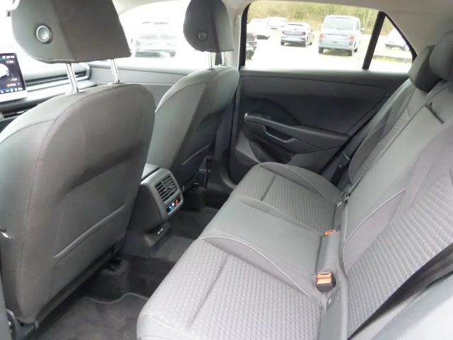 Volkswagen T-Roc 1.5 eTSI DSG Life