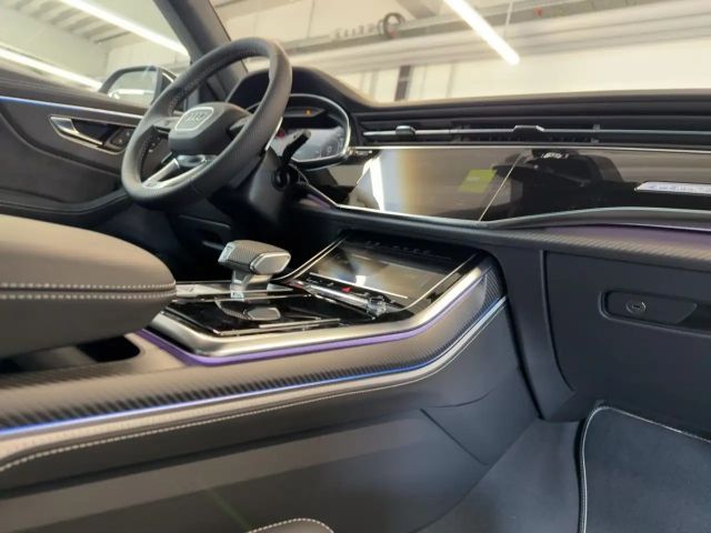 Audi RS Q8 Performance