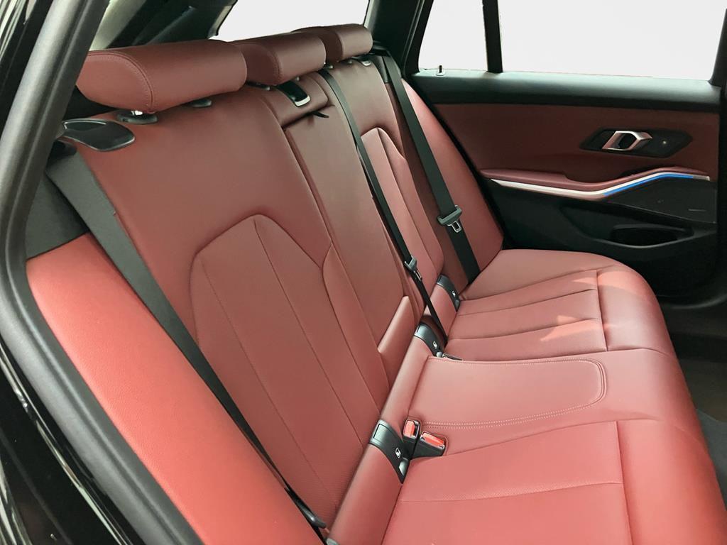 BMW 320 320i Touring