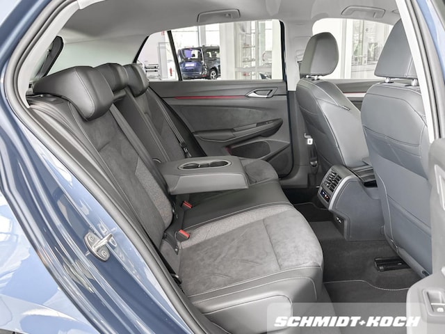 Volkswagen Golf 1.5 eTSI Style