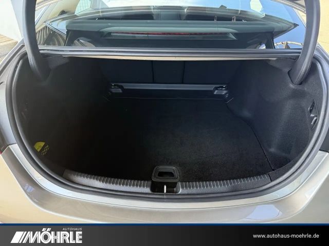 Mercedes-Benz C 180 AMG Line Sedan