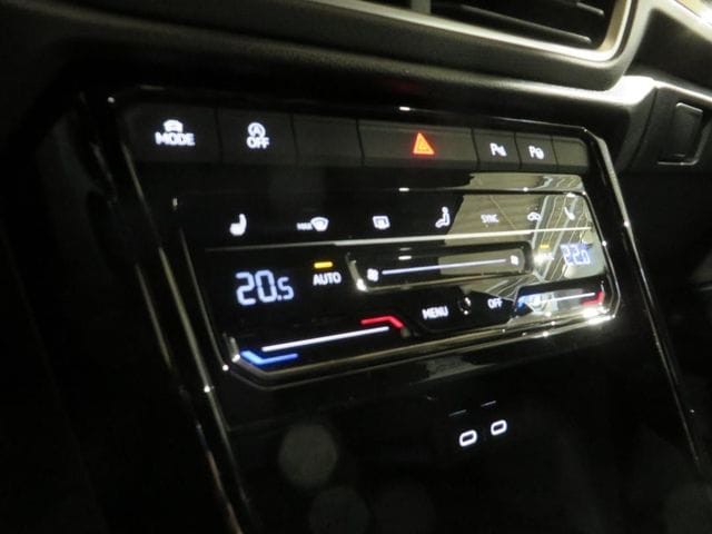 Volkswagen T-Roc 1.5 TSI DSG R-Line