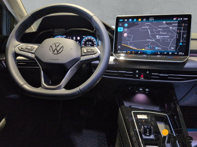 Volkswagen Golf DSG Golf VIII Style Variant