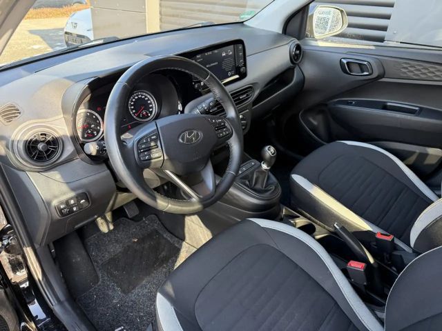 Hyundai i10 1.0