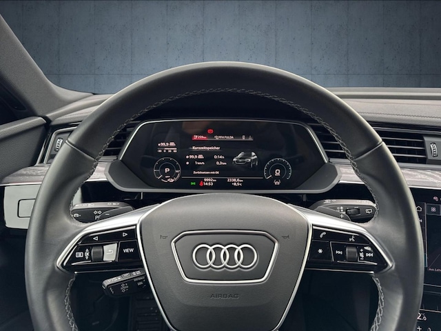 Audi Q8 e-tron 50 Quattro S-Line