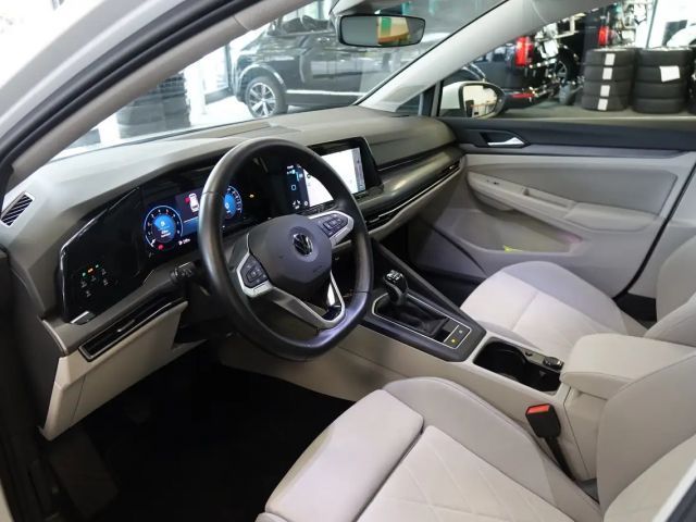 Volkswagen Golf 1.5 TSI Style Variant