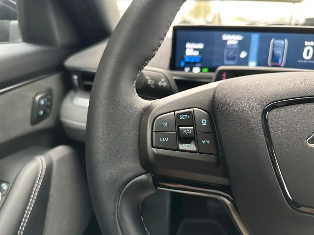 Ford Mustang Mach-E AWD GT