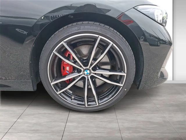 BMW 320 320d M-Sport Sedan xDrive