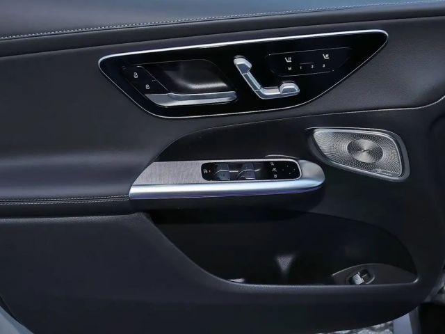 Mercedes-Benz GLC 300 4MATIC AMG Line