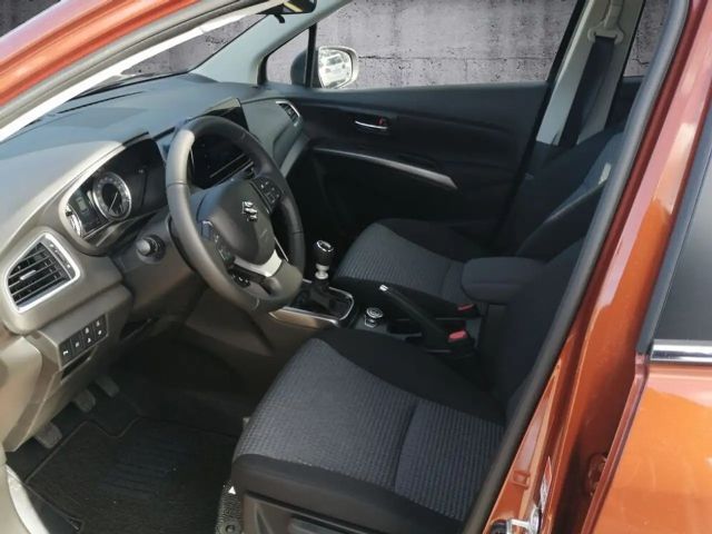 Suzuki S-Cross AllGrip Hybrid